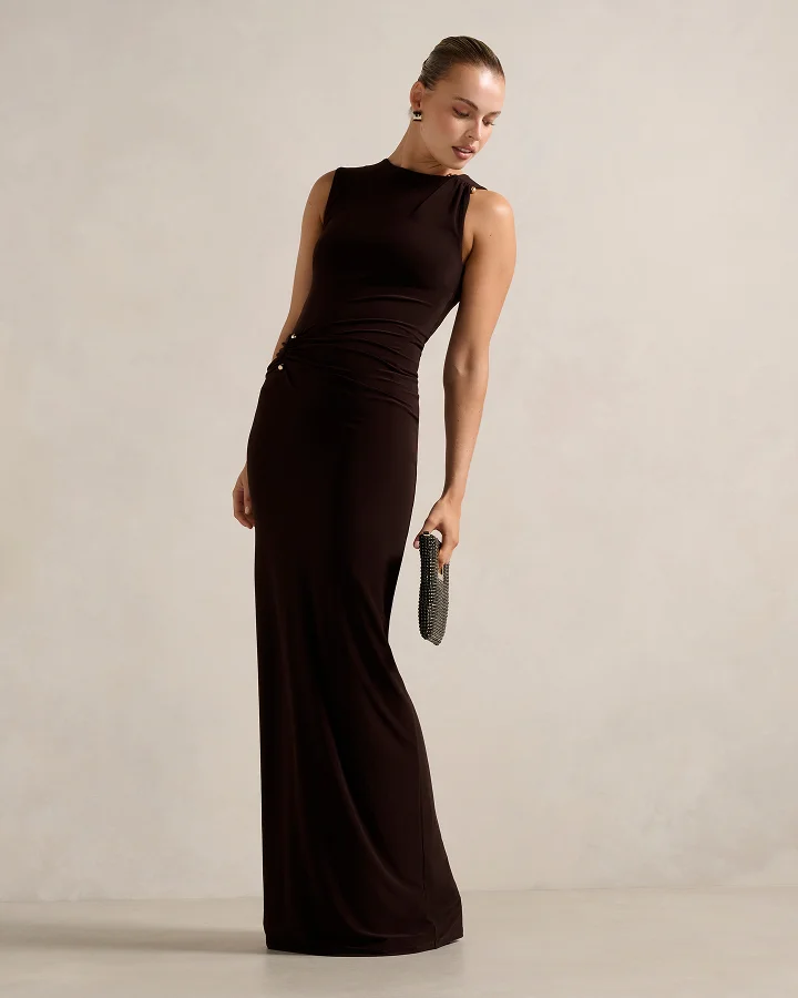 Party Dressing: A Guide To Every Invitation