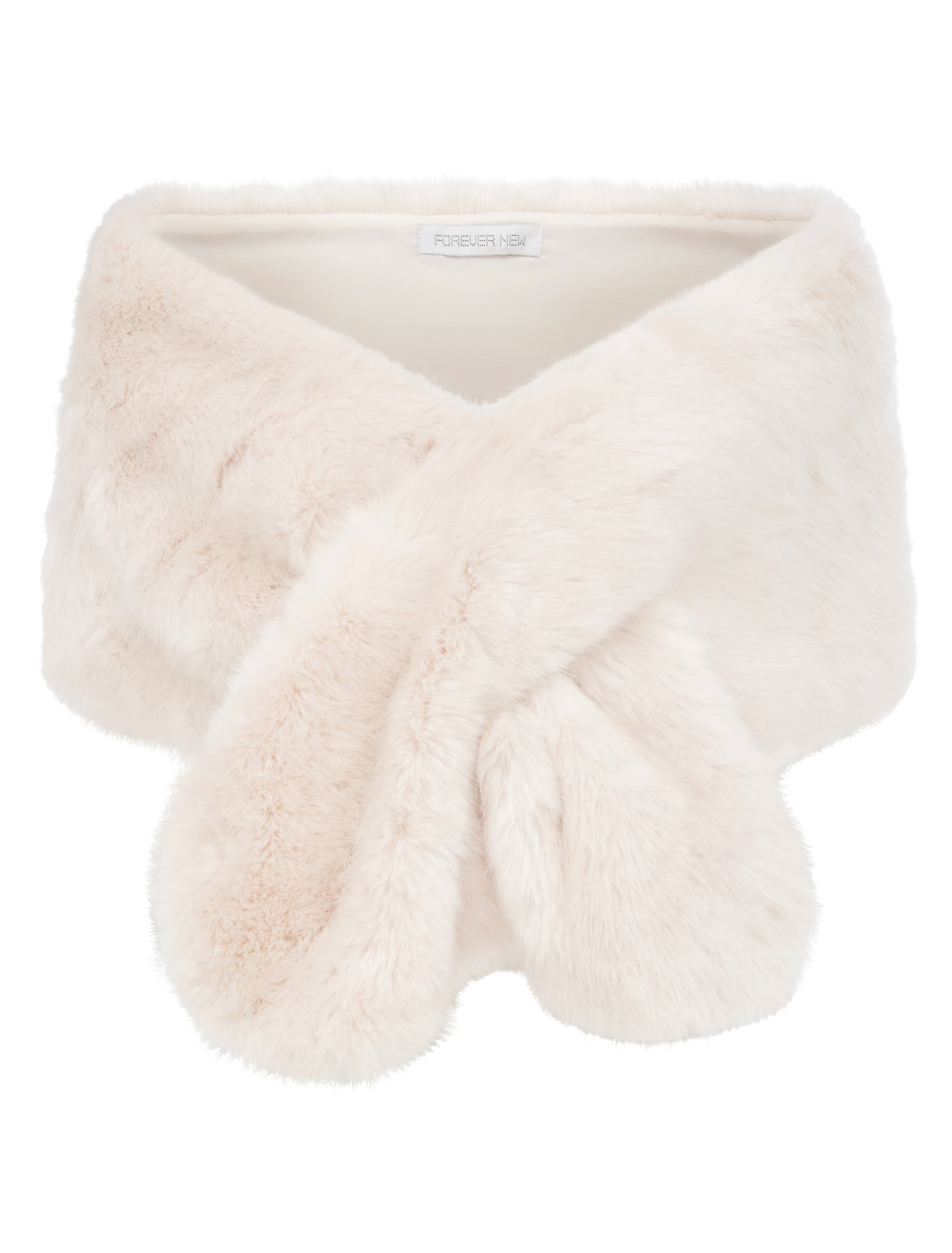 Laura Faux Fur Wrap Blush_mannequin
