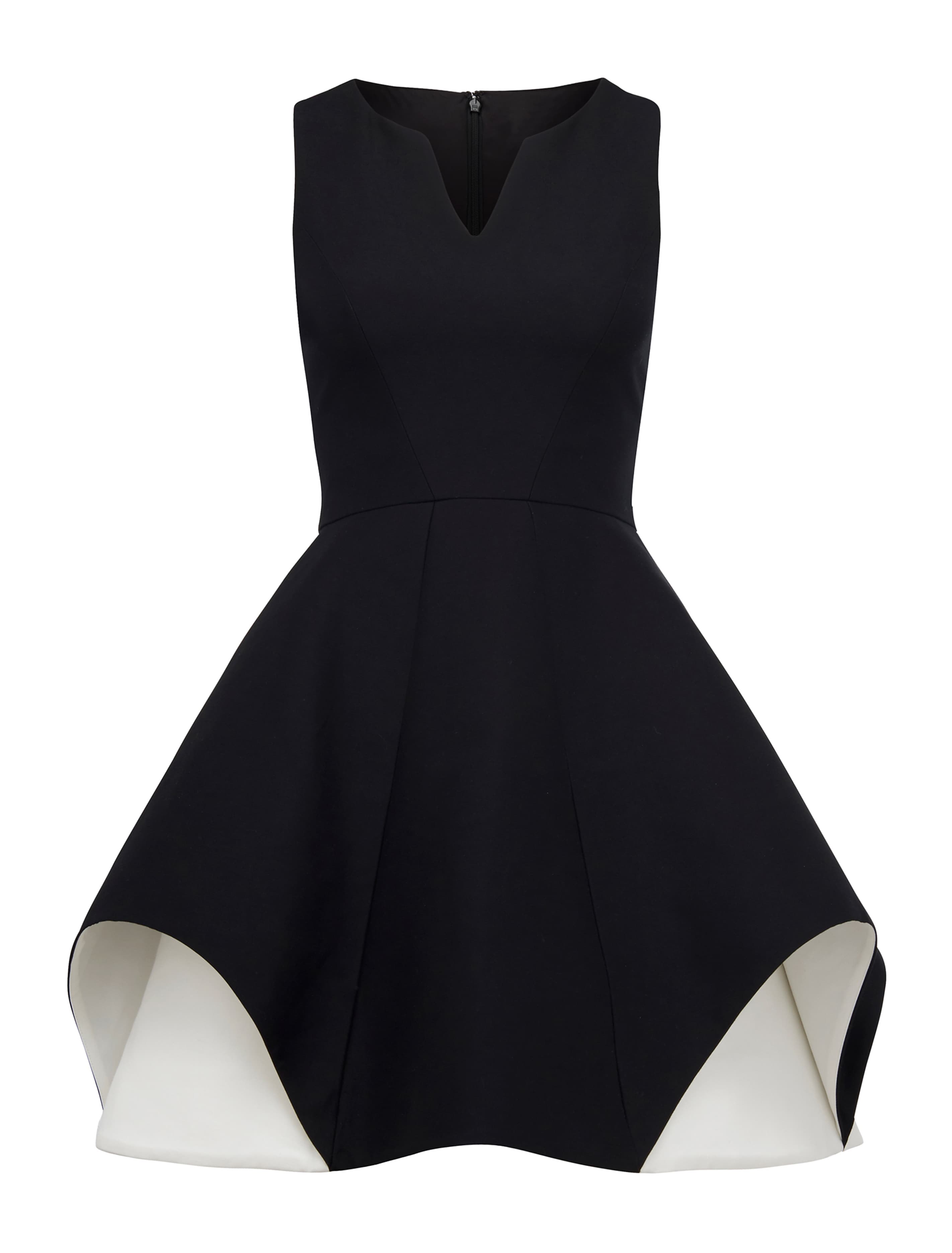 AllTerritories_Mannequin_24785601_F Mannequin