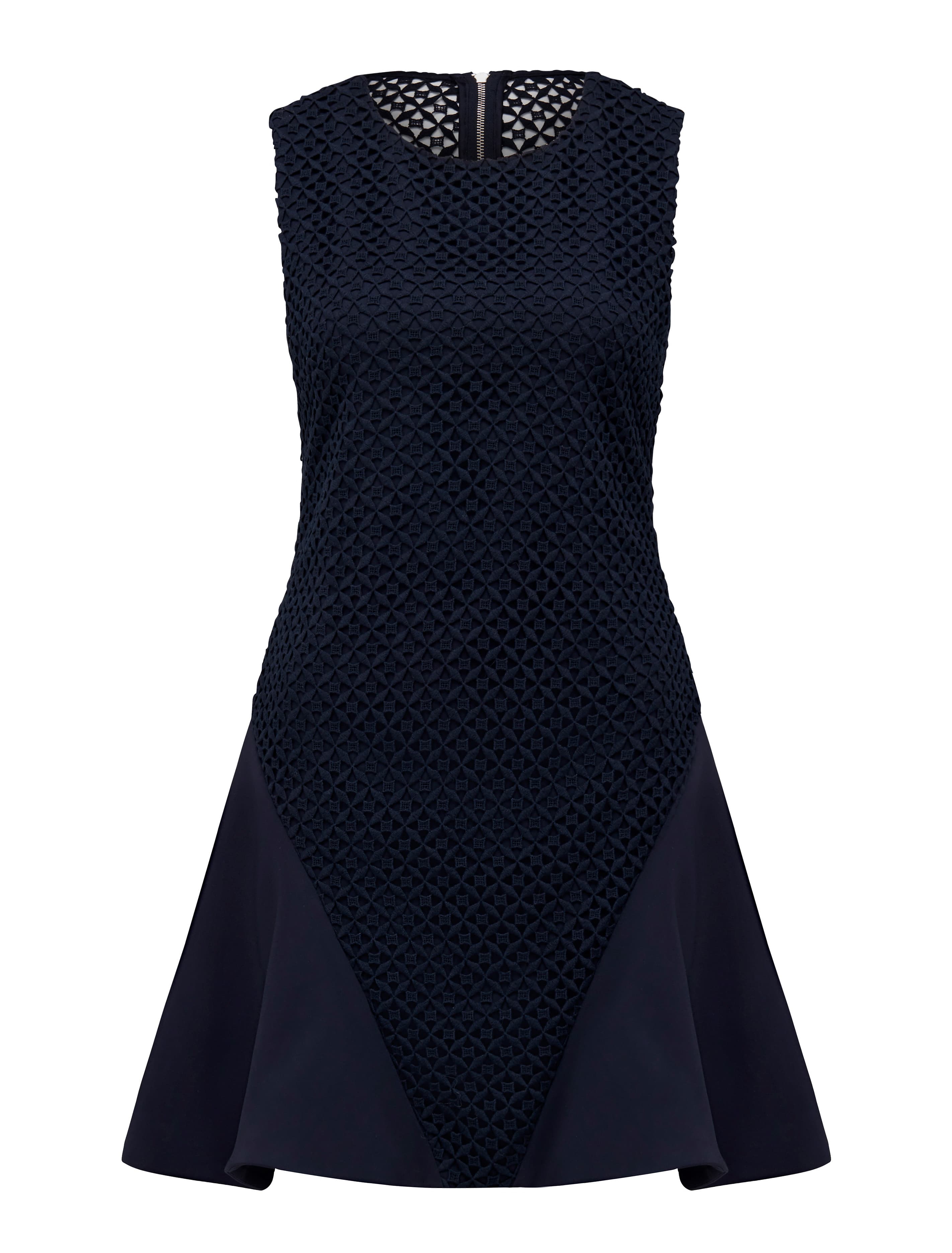 AllTerritories_Mannequin_24888403_F Mannequin