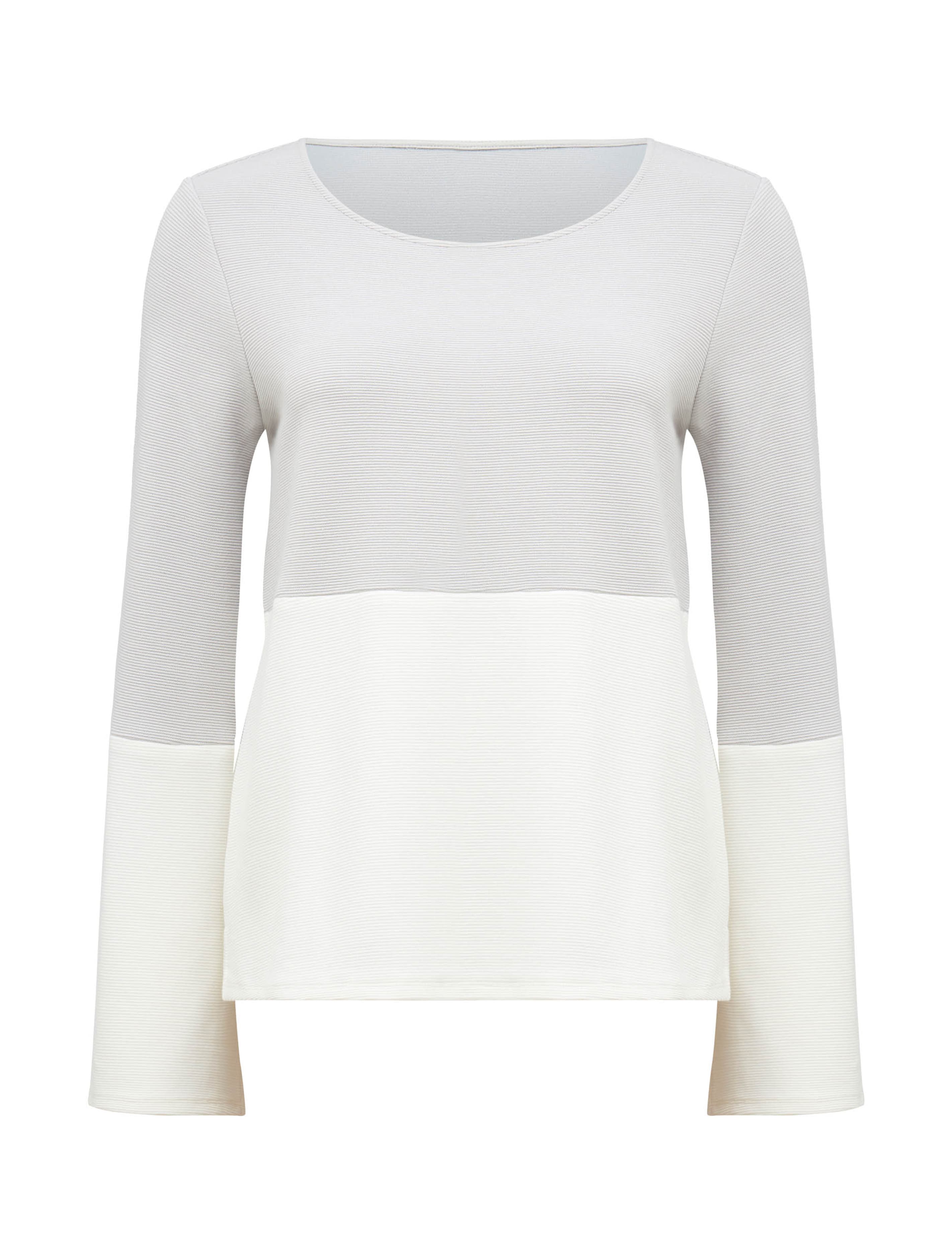 AllTerritories_Mannequin_25090401_F Mannequin