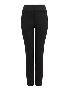 AllTerritories_Mannequin_25602001_F Mannequin