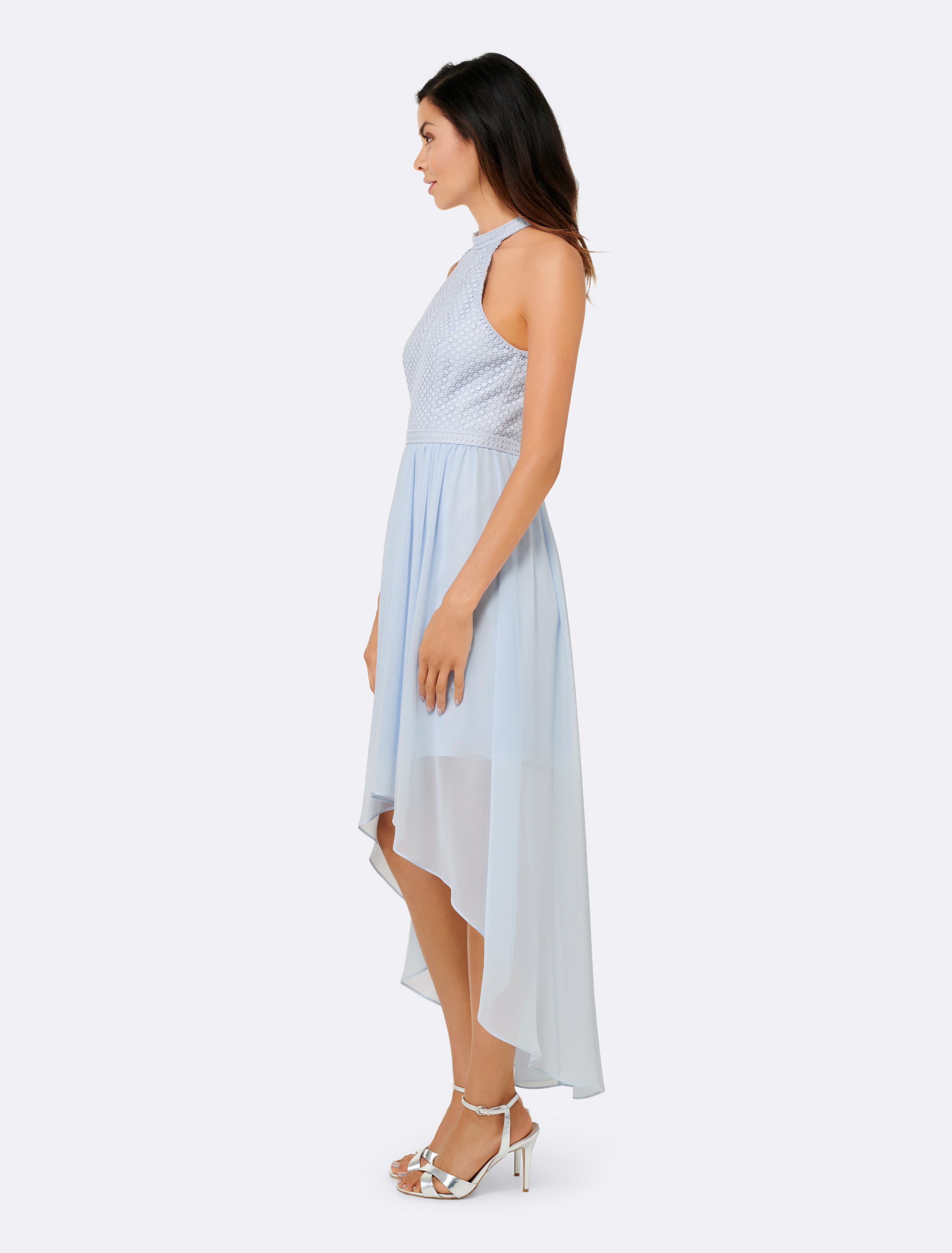 AllTerritories_OnBody_25018501_S