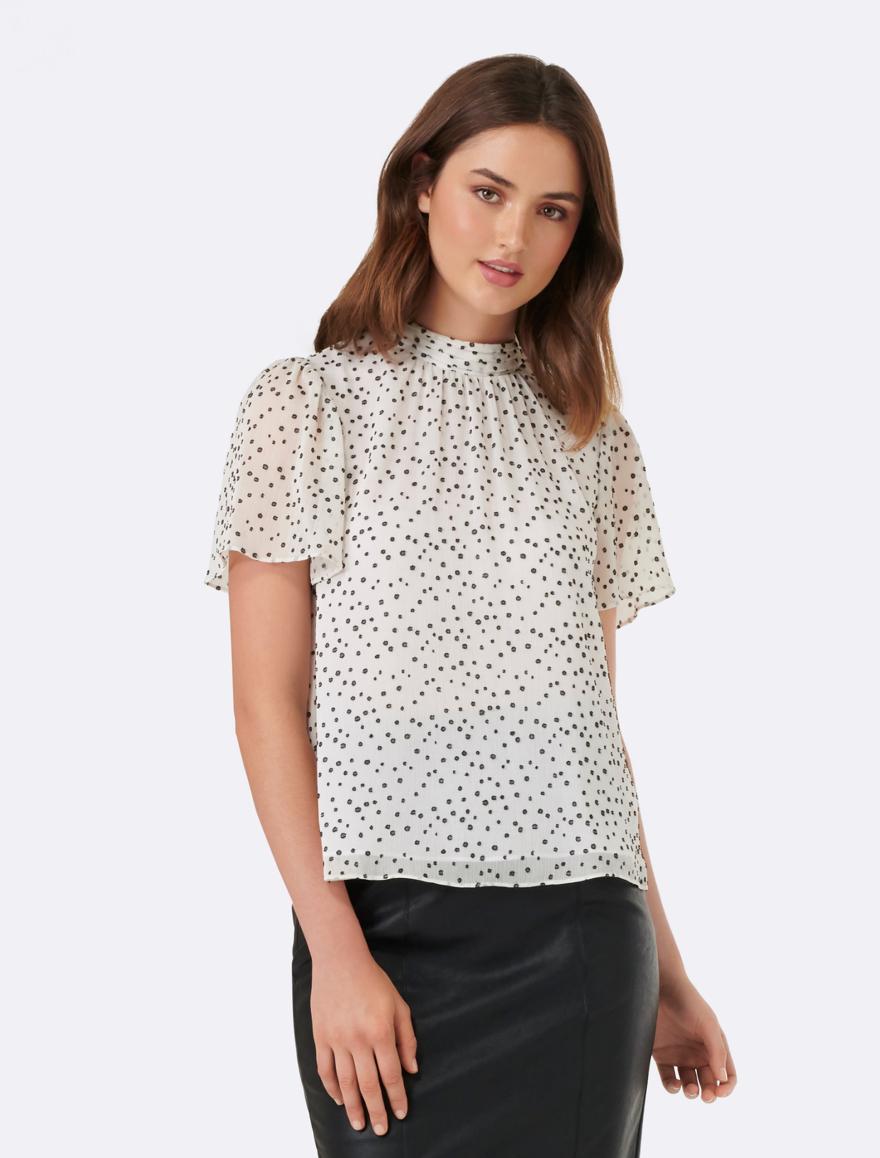 AllTerritories_OnBody_25090701_F
