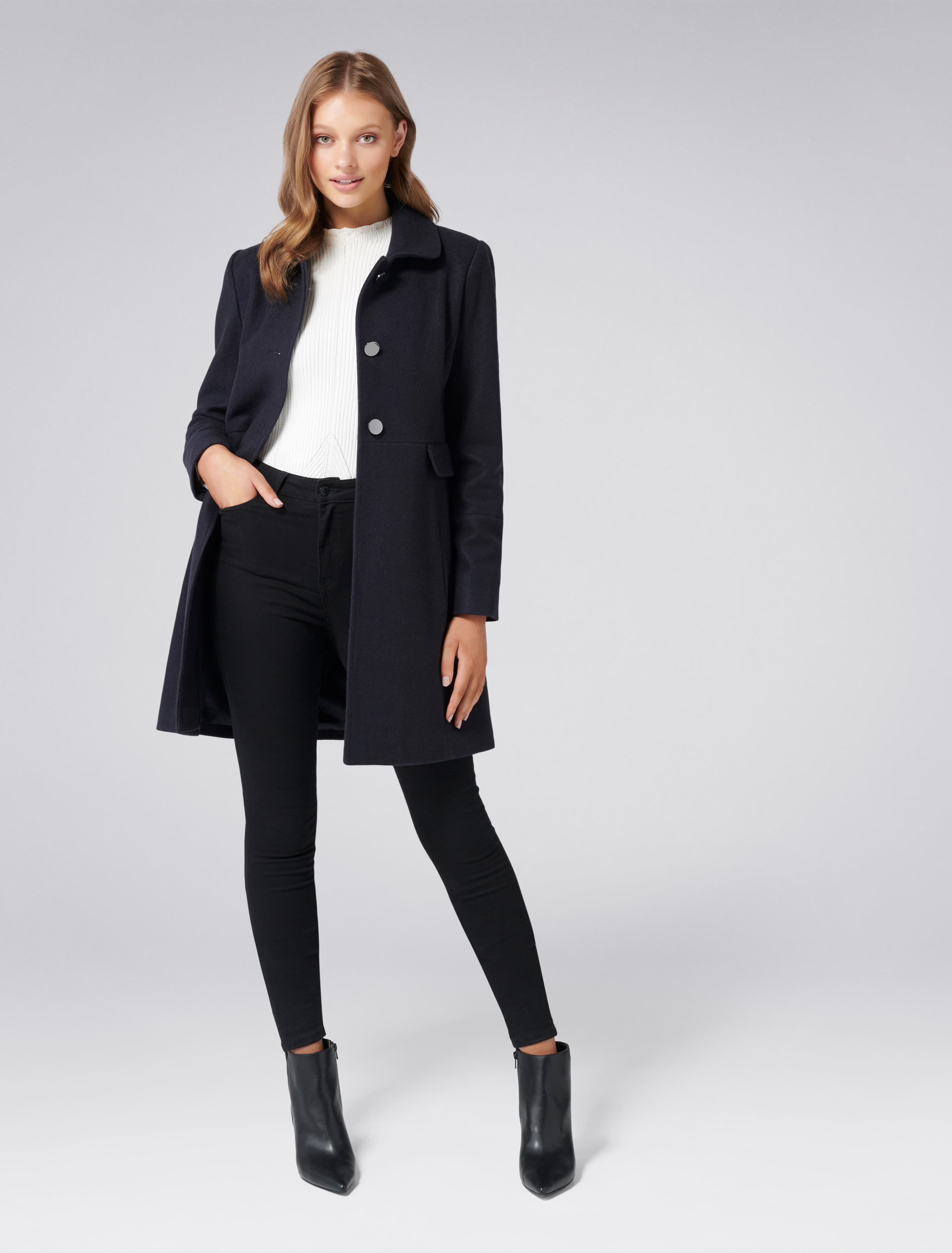 AllTerritories_OnBody_25106103_D