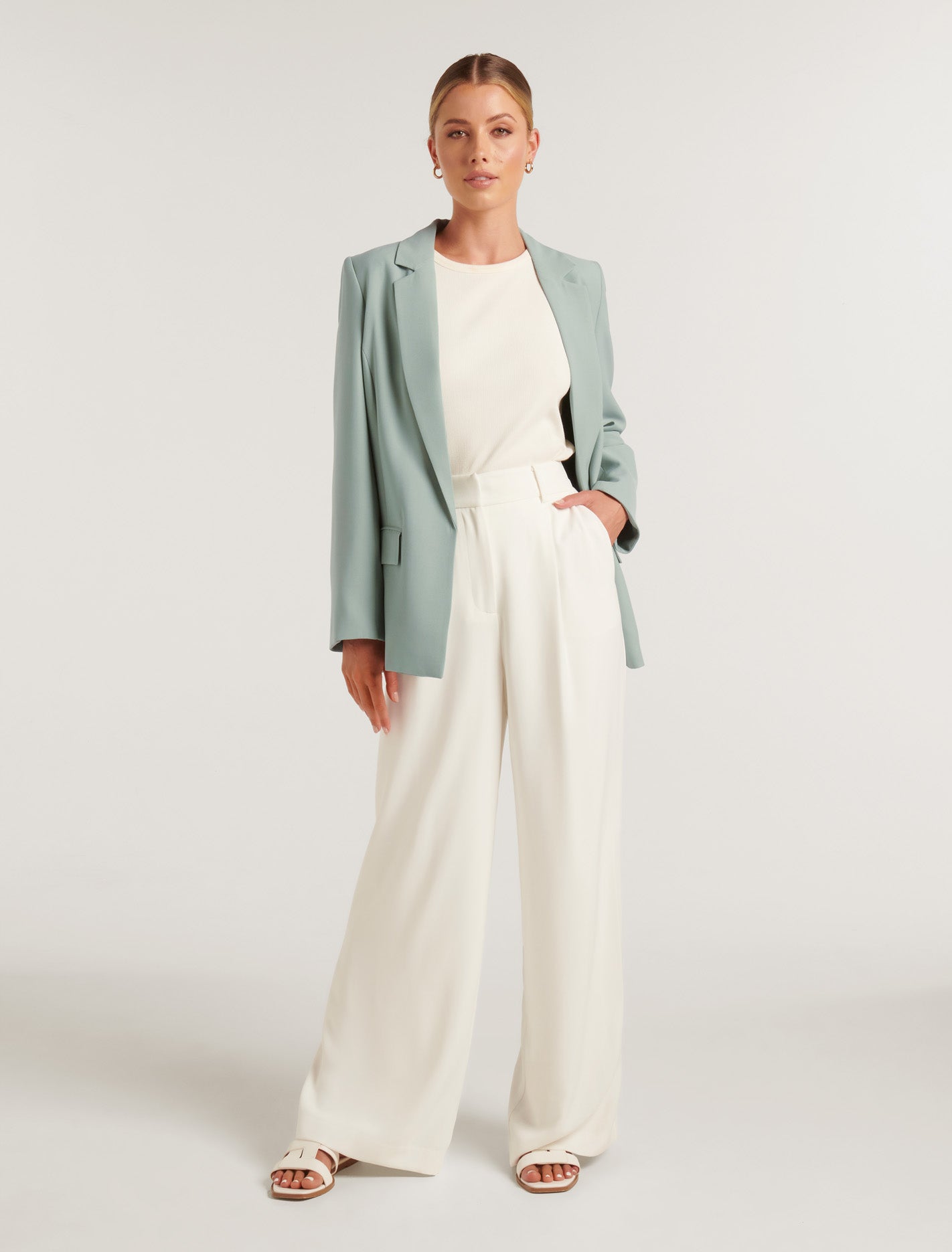 Bella Boyfriend Blazer Sage